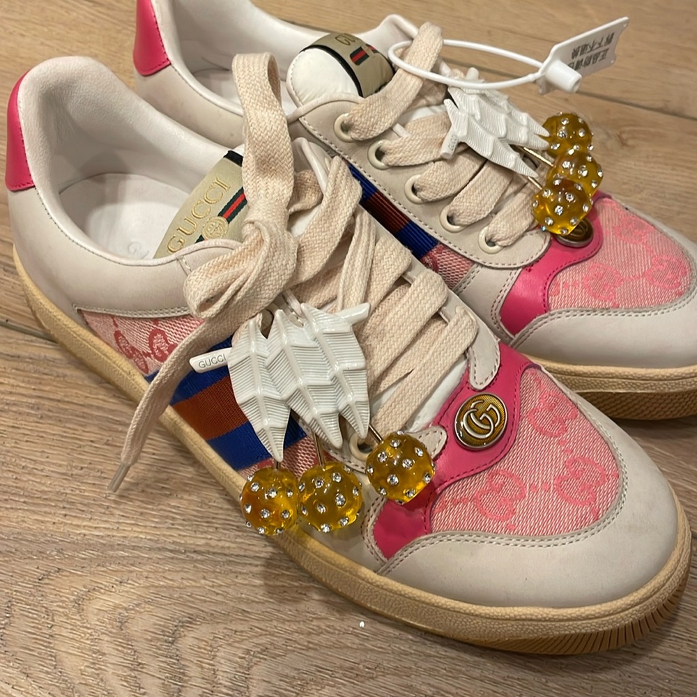 Brand new Gucci sneakers never worn
